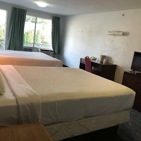 Portland Super Value Inn-3