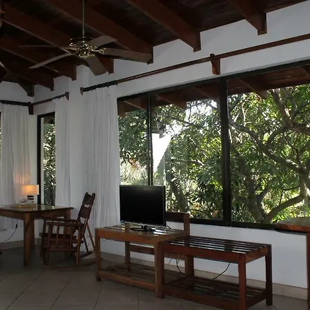 Costa Verde Inn-3