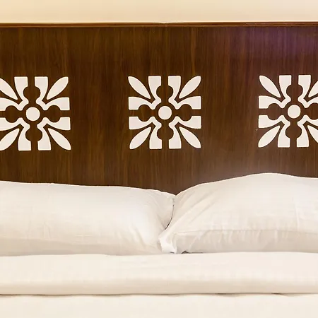 City Guest House - Dadar-2