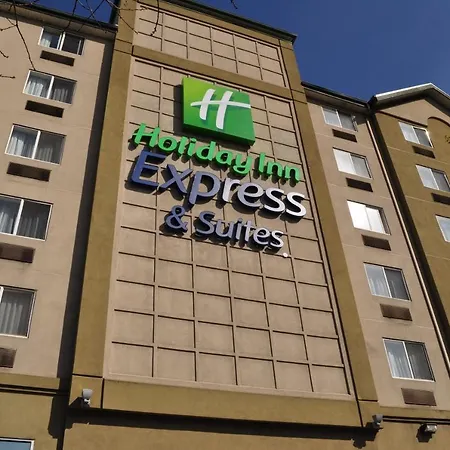 Holiday Inn Express & Suites Seattle - City Center-2