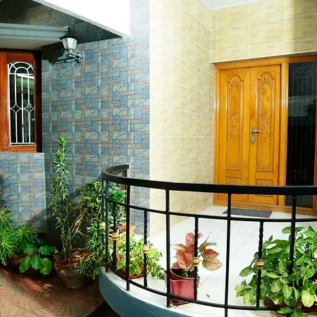 Zuriel Suite Guest House-2
