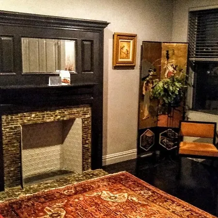 The Gallery House-2