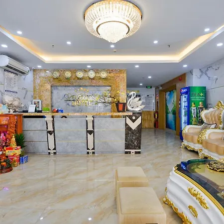 Love Hotel Airport-2