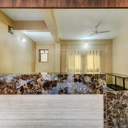 Treebo Sayaji Residency-3