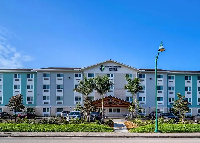 Woodspring Suites Naples West