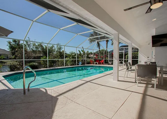 Crown Pointe- Crown Pointe Blvd.,E. Villa Naples