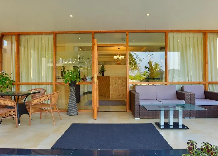 Crystal Beach Inn Male