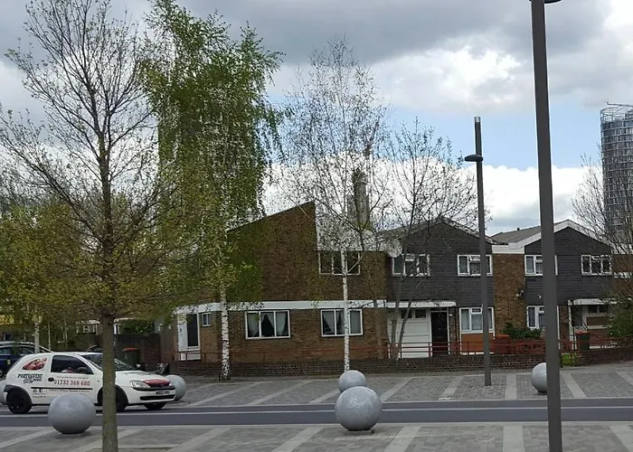 The Heart Of Stratford..! Hotel London
