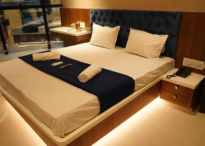Fabhotel Elegance Mumbai