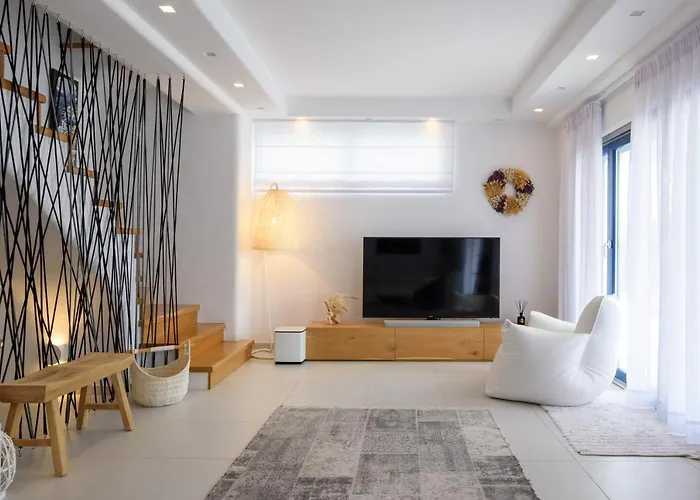 Amor Hideaway Villas By Mr And Mrs White Fira 