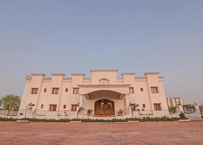 Ratna Vilas Palace Rajkot