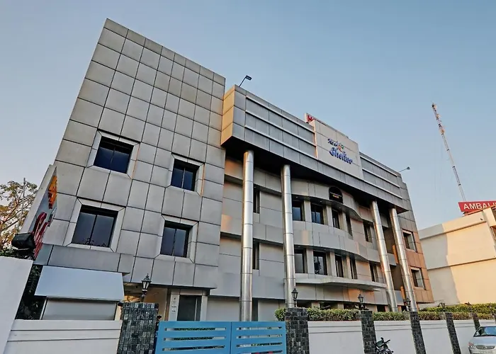 Shelter Hotel Lucknow