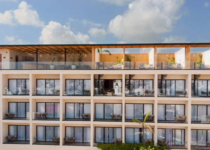 Hive Cancun By G Hotels