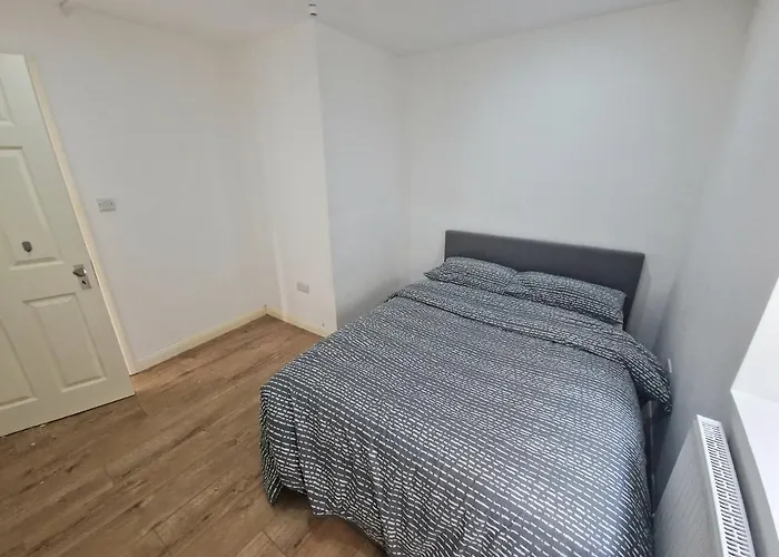 Mile End Budget Guesthouse London