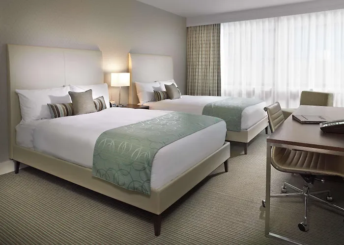Coast Coal Harbour Vancouver Hotel By Apa