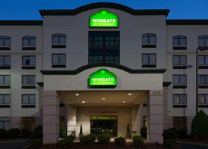 Wingate By Wyndham Charlotte Airport Hotel