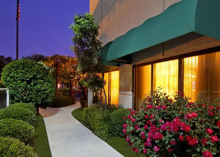 Hampton By Hilton Austin South - I-35 & Ben White Hotel