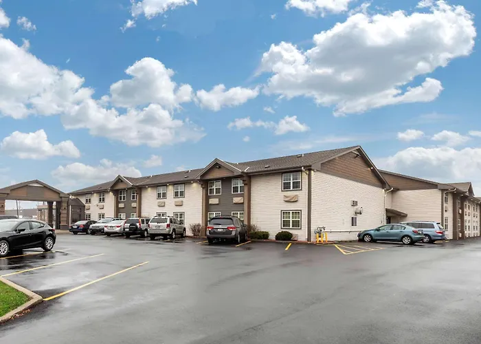 Econo Lodge Milwaukee Airport