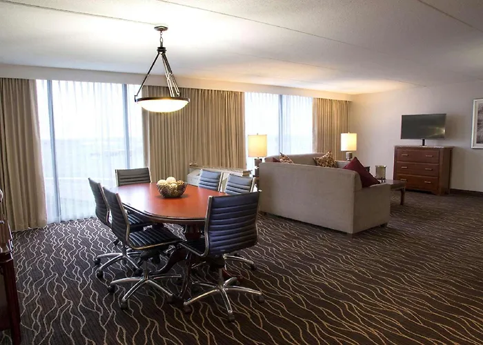 Hilton Kansas City Airport