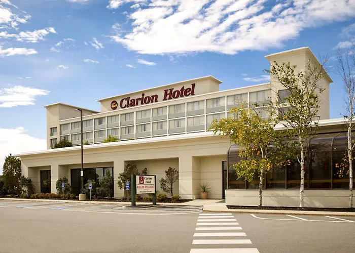 Clarion Hotel Portland Airport Me