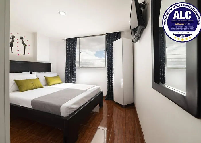 Hotel Dorado 100 Bogota