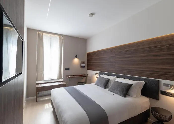 Ah - Duomo Essence Hotel Milan