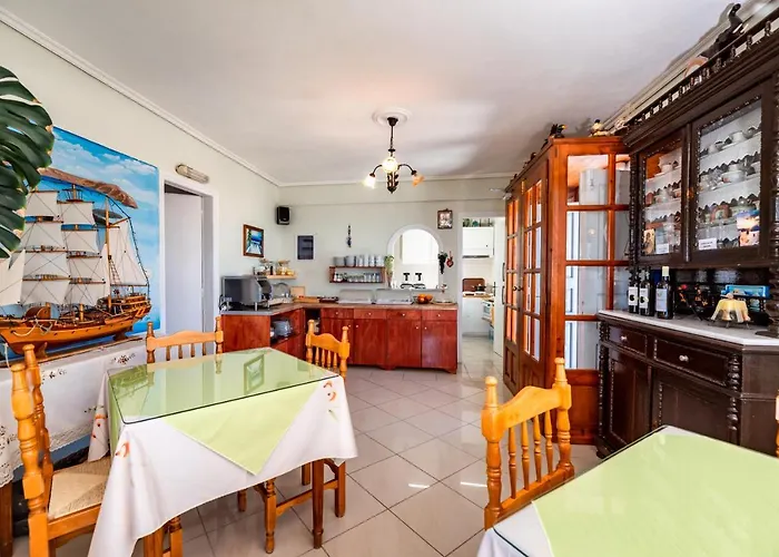 Hotel Thira Fira 