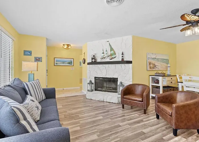Perfect For Family Gatherings With A Heated Pool! - Clearwater'S Clear Choice