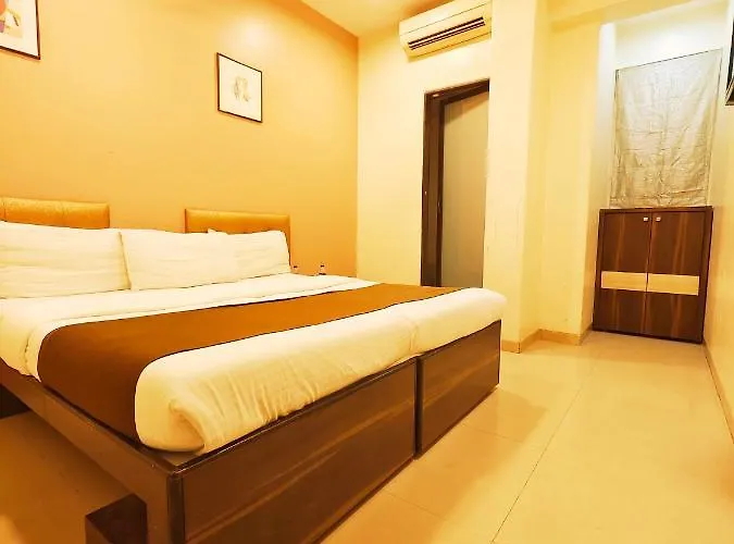 Hotel Amfahh - Andheri West Railway Station Mumbai