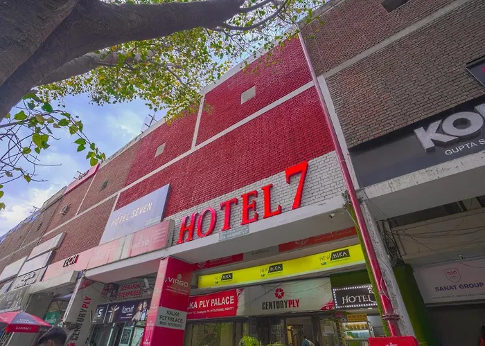 Hotel Seven- Center Of City Chandigarh