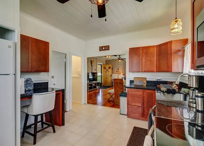New Paddler'S Inn- 3Br Hilo Downtown