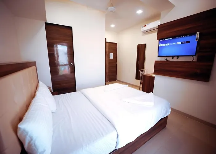 Hotel Precious Pearl Mumbai