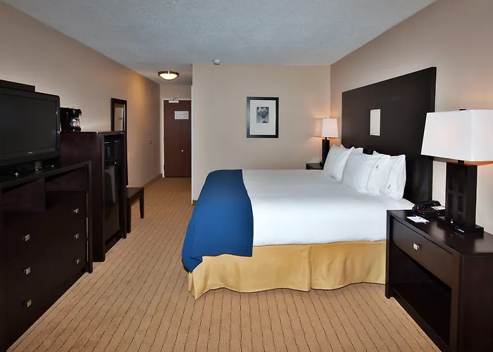 Holiday Inn Express Hotel & Suites Albuquerque Airport By Ihg