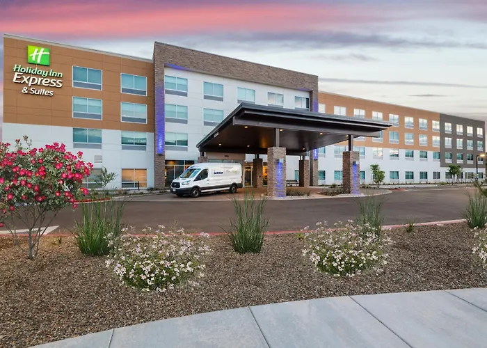 Holiday Inn Express & Suites - Phoenix - Airport North By Ihg