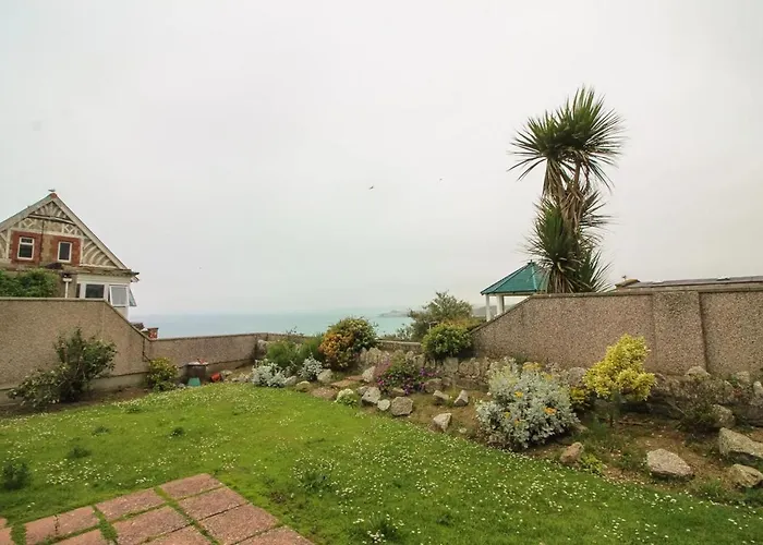 Clifton Villa Newquay 