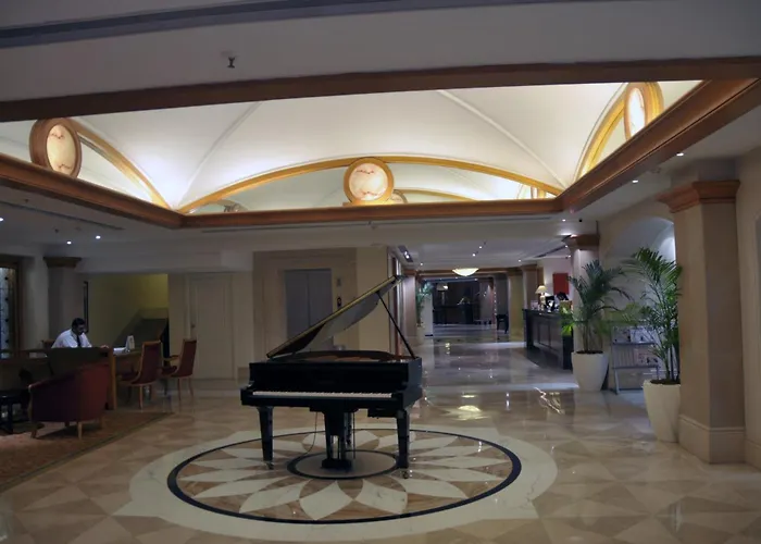 Ramada Plaza By Wyndham Palm Grove Hotel Mumbai