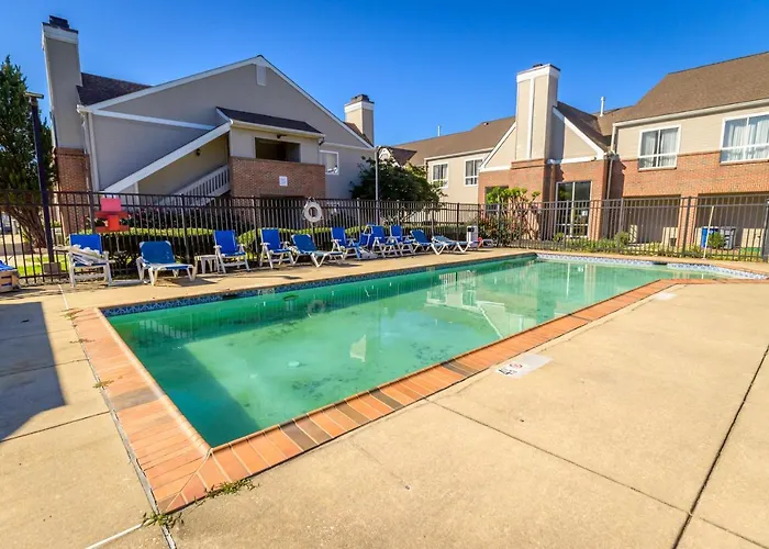 Philadelphia Suites At Airport - An Extended Stay Hotel