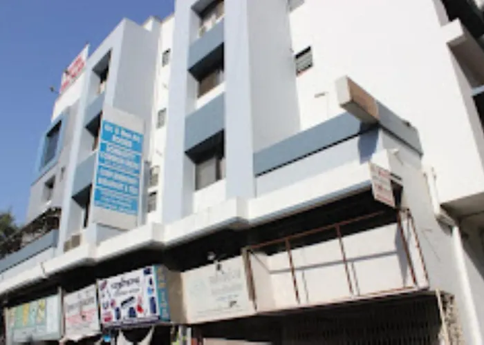 Hotel Cool Palace, Nashik