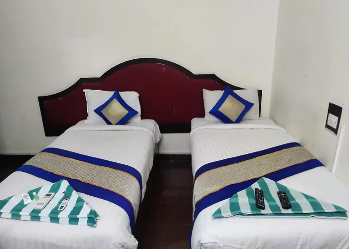 The Dolphin Park Hotel, Virugambakkam Chennai