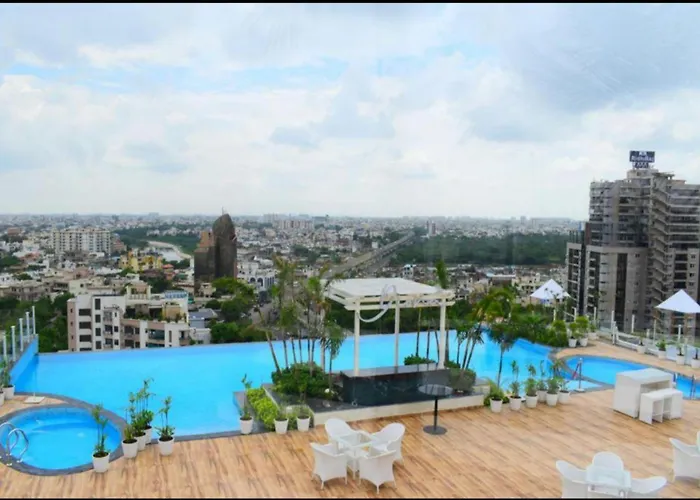 Pink Hotel Grand Anukampa Jaipur