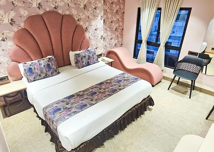 Hotel Nova Bling Rajkot
