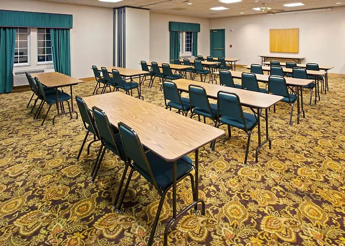 Country Inn & Suites By Radisson, Kalamazoo, Mi Portage