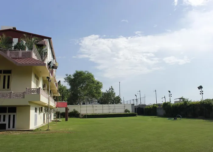 The Byke Boutique - Hotel Grassfield, Jaipur