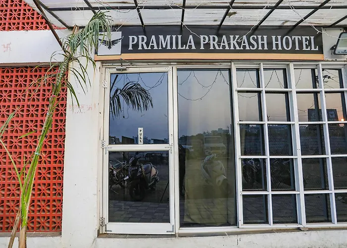 Fabexpress Pramila Prakash Hotel Nagpur
