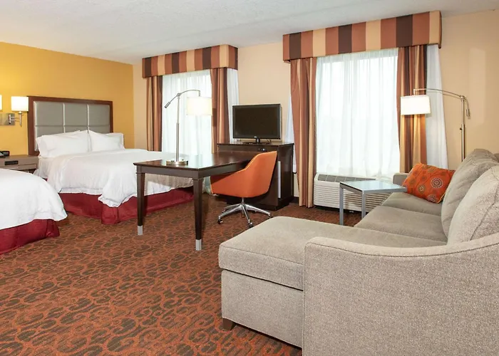 Hampton Inn & Suites Jacksonville-Airport