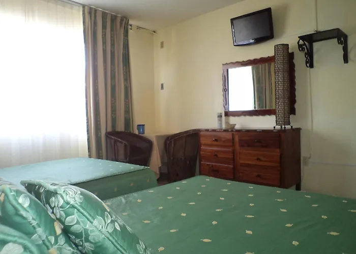 Hotel Mercurio - Caters To Gay Men Puerto Vallarta