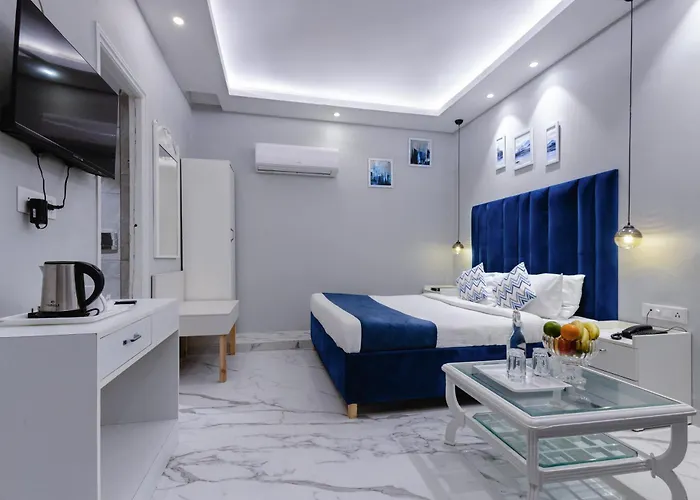 Hotel Downtown 17 Chandigarh