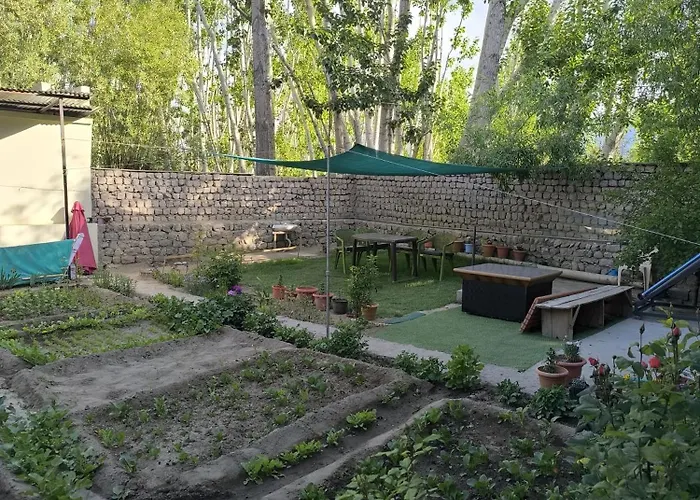 Hidden Leaf Homestay Leh