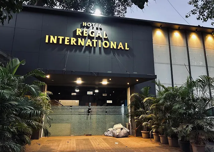 Hotel Regal International - Near Mumbai International Airport Andheri East