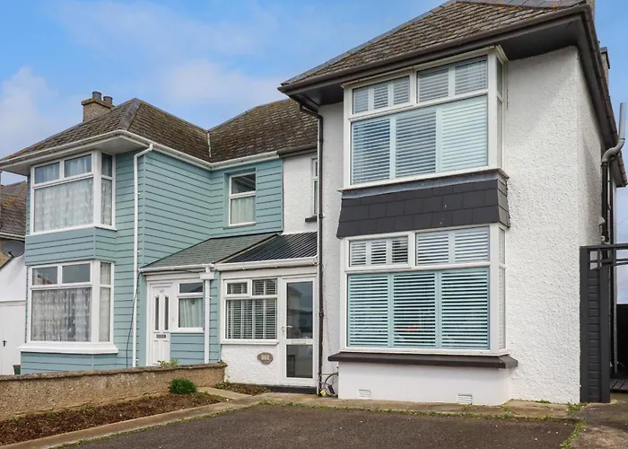 119 Henver Road Newquay 